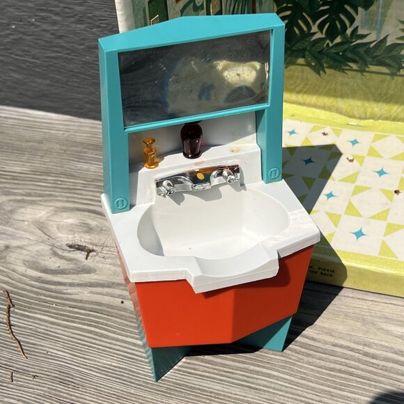 Vintage Penny Brite Doll Beauty Parlor Set Sink Dryer Chair 1963 Topper Toys - Picture 6 of 16